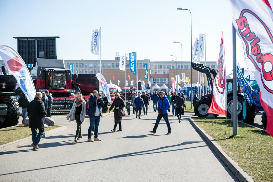 Parodoje „Ką pasėsi...2019“ vėl išsirikiavo brangi ūkio technika