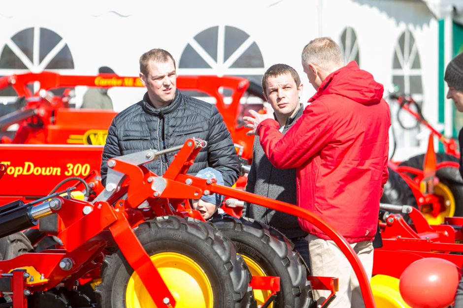 Parodoje „Ką pasėsi...2019“ vėl išsirikiavo brangi ūkio technika