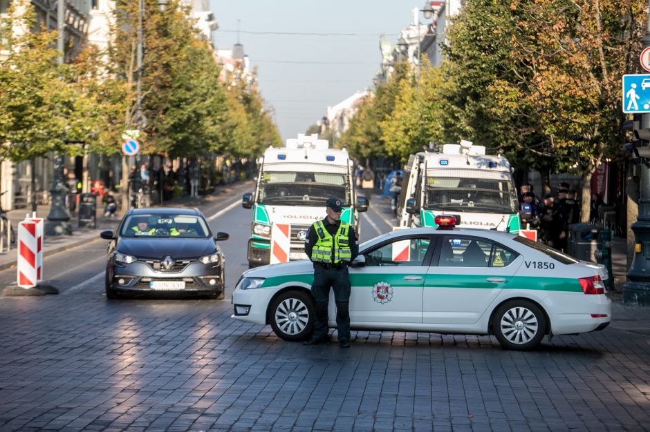 Policija pasirengė mitingui: centre – sustiprintos policijos pajėgos, įtartini asmenys bus tikrinami