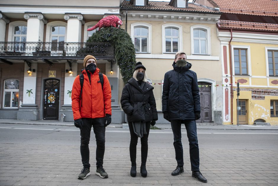 Vilnius kviečia švenčių laukti atsakingai: įžiebkite Kalėdas balkonuose