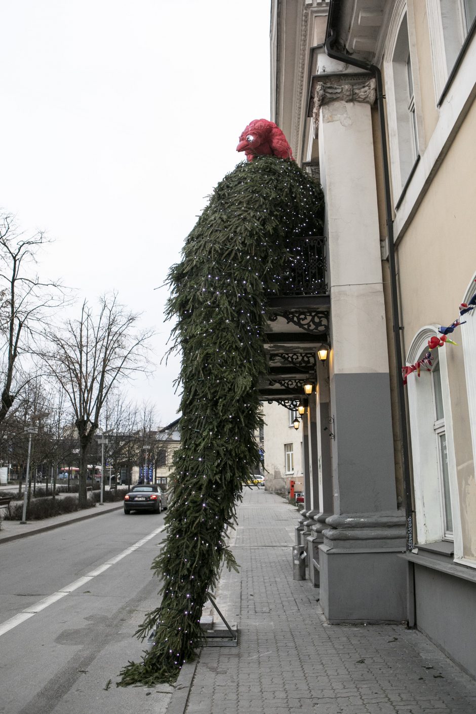 Vilnius kviečia švenčių laukti atsakingai: įžiebkite Kalėdas balkonuose