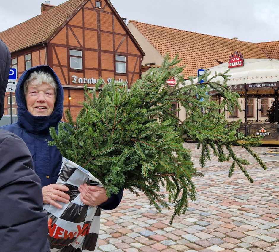 Eglišakių dalijimo akcijoje Klaipėdoje – ir prezidentas