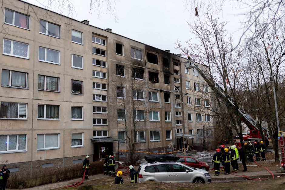 Praėjus metams po sprogimo, į Viršuliškių daugiabutį kol kas grįžo vienas gyventojas