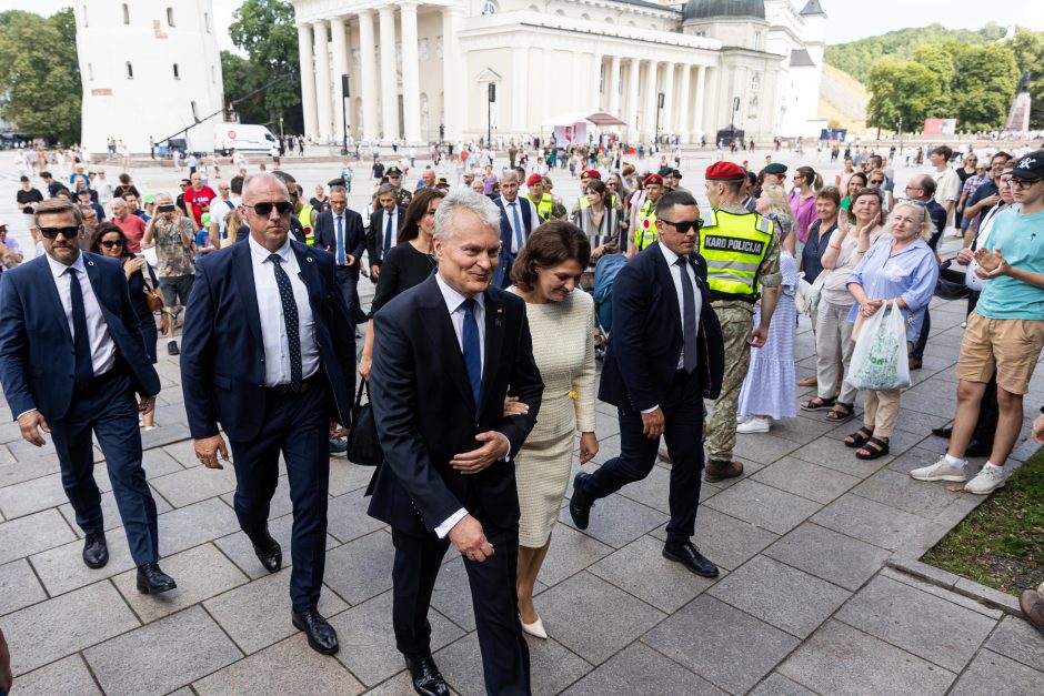 G. Nausėda Lietuvos kariams: darysiu viską, kad netektų jūsų matyti mūšio lauke