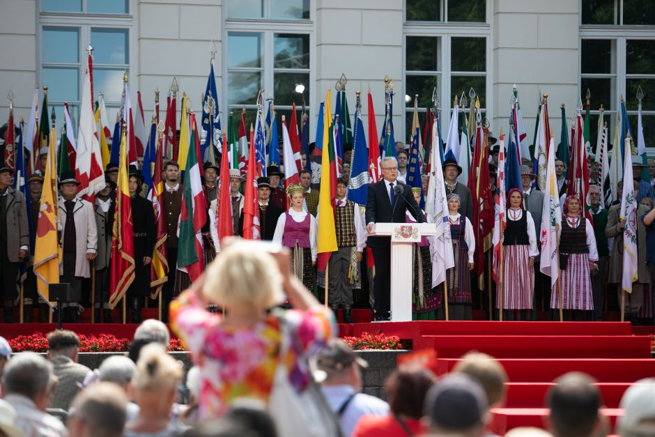 „Daugiau dialogo“: stebėjusieji prezidento inauguraciją pavargo nuo politinių rietenų