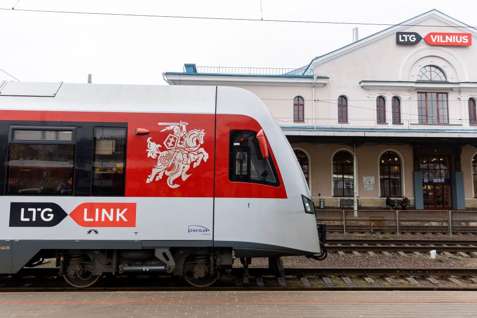 Svarbu keliautojams: laikinai nekursuos traukiniai tarp Vilniaus ir Klaipėdos