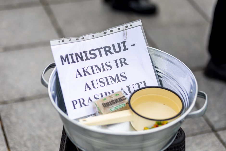 Pieno ūkininkai žada didelę protesto akciją