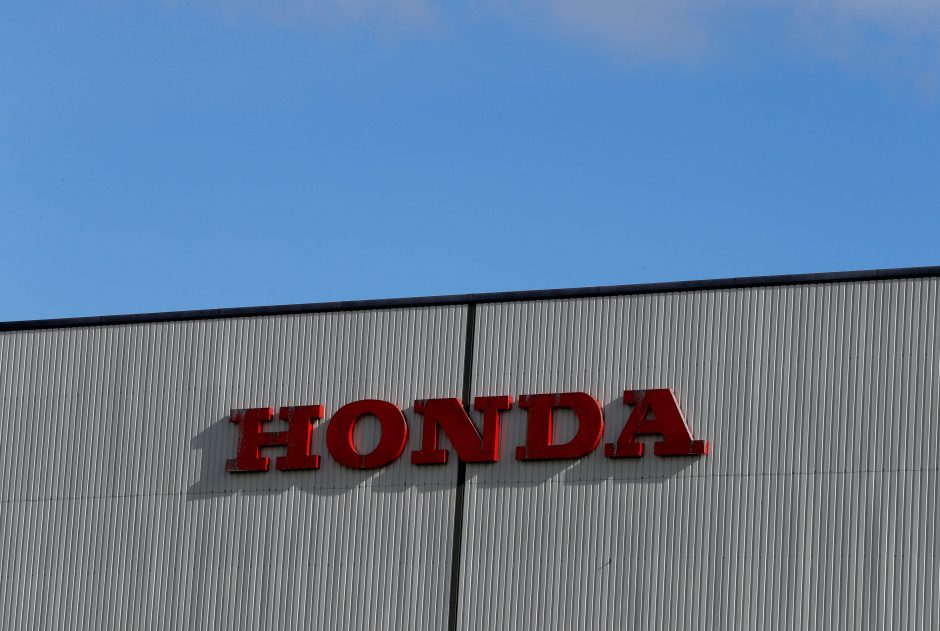 Th. May: dėl „Honda“ gamyklos uždarymo negalima kaltinti „Brexito“