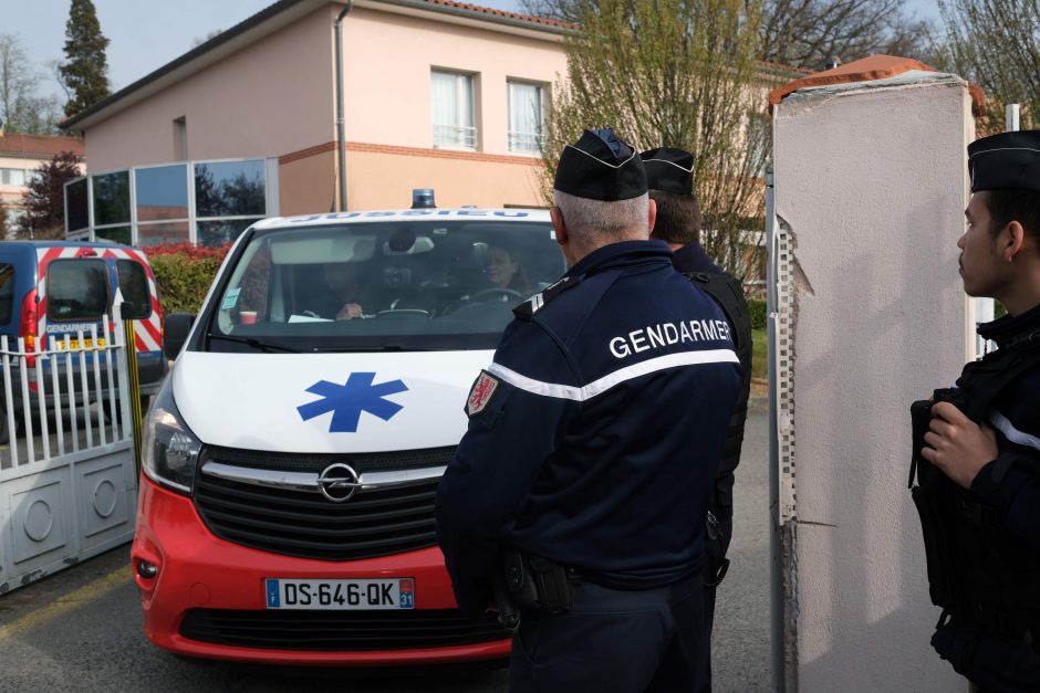 Prancūzijos senelių namuose apsinuodiję maistu mirė penki žmonės