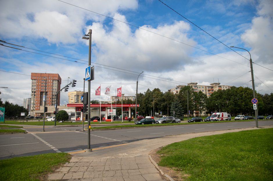 Vairuotojai skundžiasi dėl sankryžos: eismas nejuda taip efektyviai, kaip galėtų