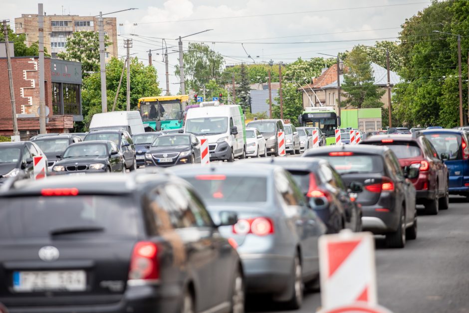 Transporto spūstyse – veltui išeikvotas laikas