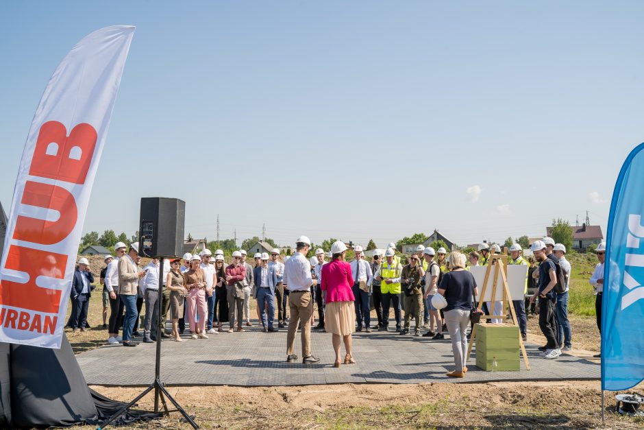 Verslo miestelio „Urban HUB“ statybų pradžią paskelbė įkurdinta bičių bendruomenė