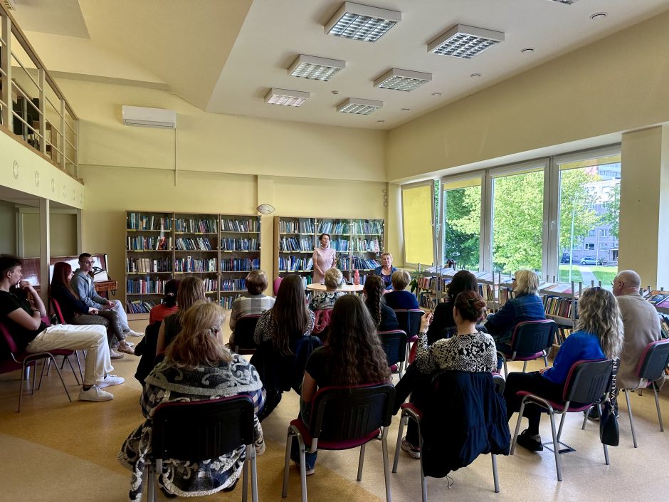 Paskaita bibliotekoje sulaukė didelio klaipėdiečių dėmesio: mokėsi suvaldyti stresą