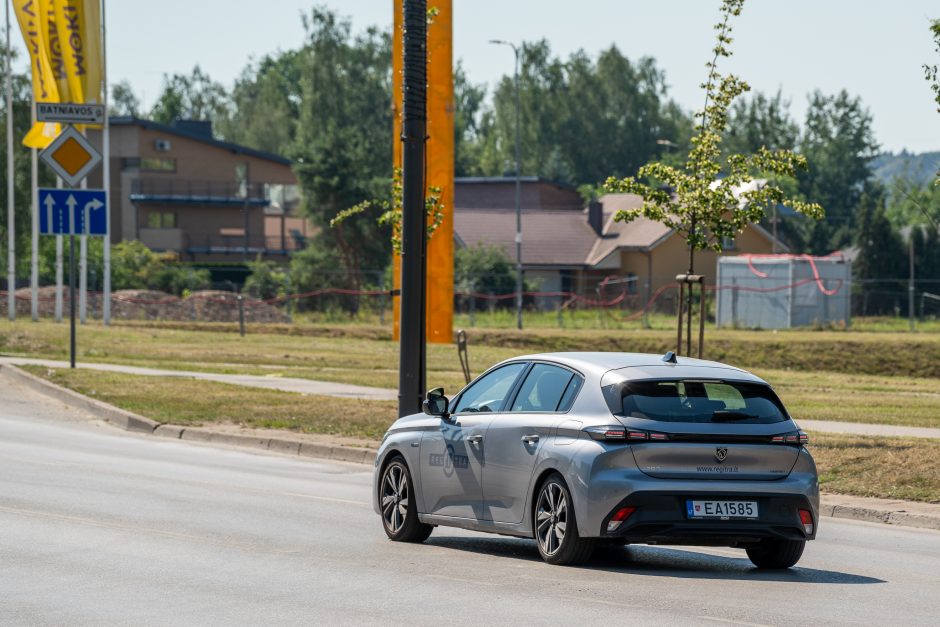 Automobilio „Regitroje“ niekaip neįregistruojanti šeima: tapome situacijos įkaitais