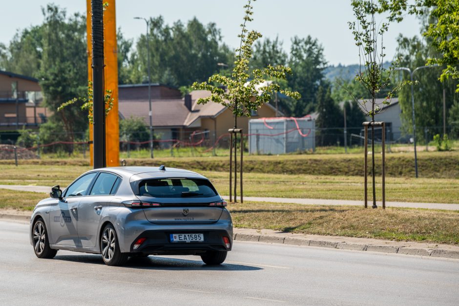 Automobilio „Regitroje“ niekaip neįregistruojanti šeima: tapome situacijos įkaitais