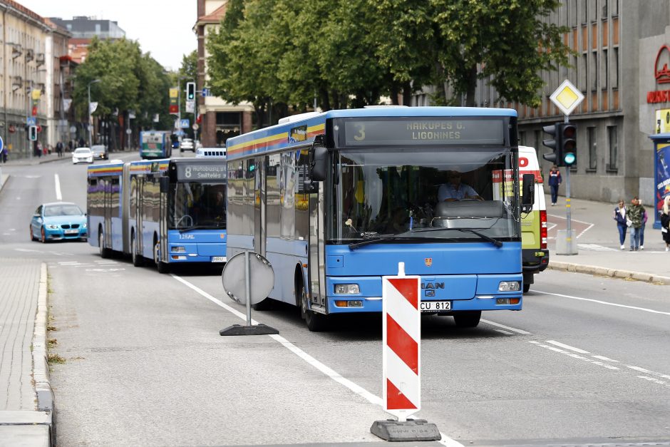 Klaipėdiečius erzina autobusų burzgimas po langais