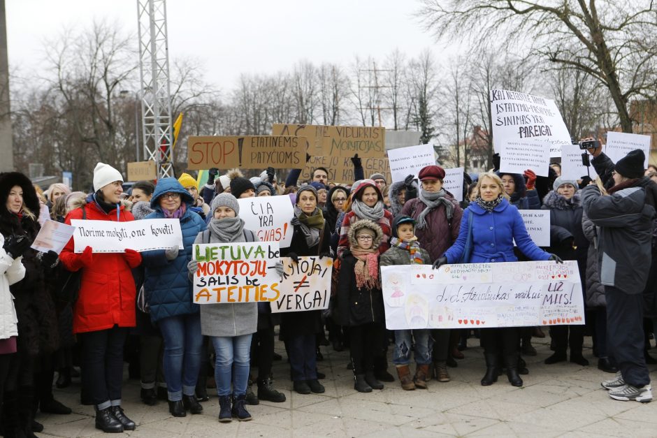 Mokytojų streikas: prisijungs dauguma uostamiesčio pedagogų?