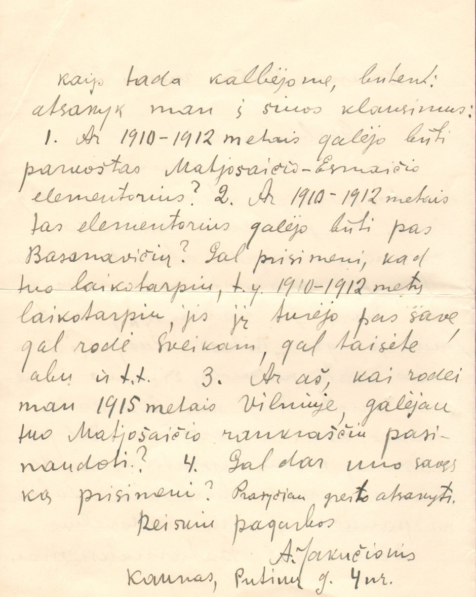 A. Jakučionis: nuo kaimo daraktoriaus pamokų iki legendinių vadovėlių