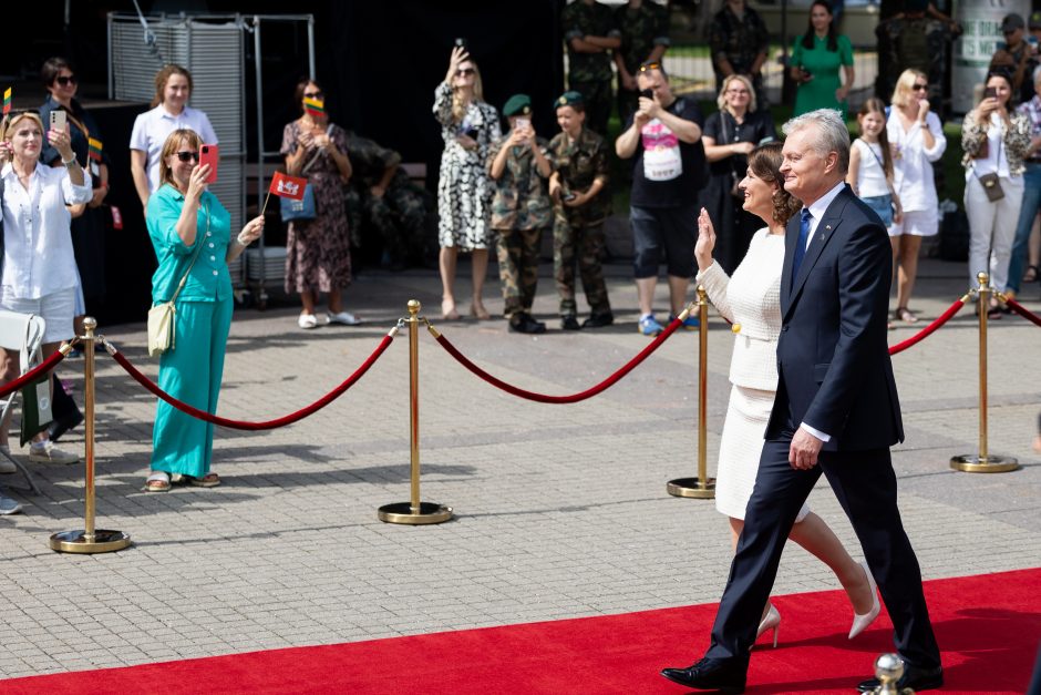 „Daugiau dialogo“: stebėjusieji prezidento inauguraciją pavargo nuo politinių rietenų