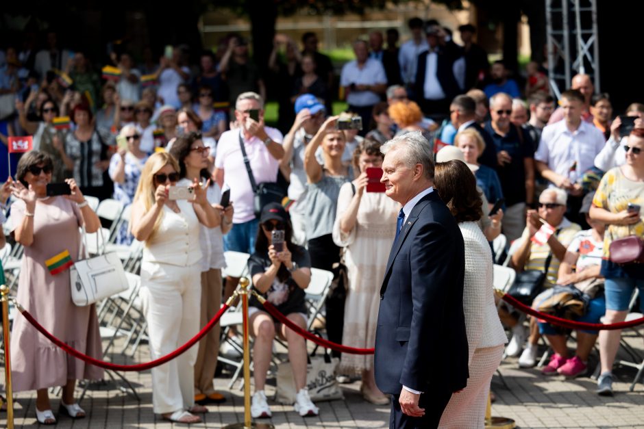 „Daugiau dialogo“: stebėjusieji prezidento inauguraciją pavargo nuo politinių rietenų