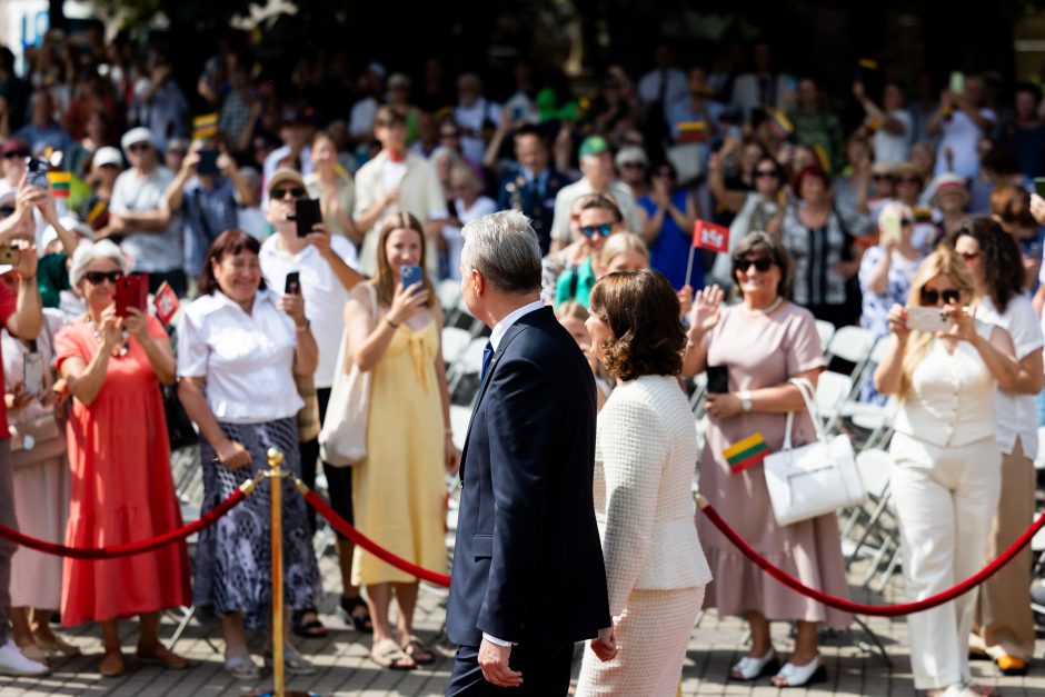 „Daugiau dialogo“: stebėjusieji prezidento inauguraciją pavargo nuo politinių rietenų