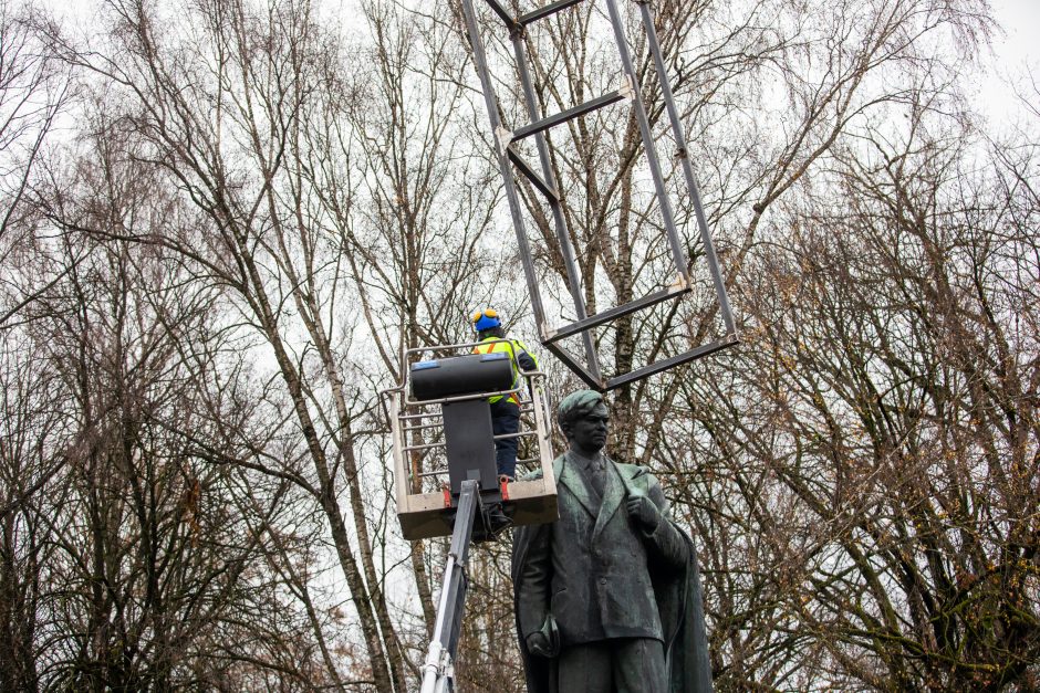 A. Užkalnis: P. Cvirka paminklu buvo įvertintas už tai, kad atvežė į Lietuvą Stalino saulę