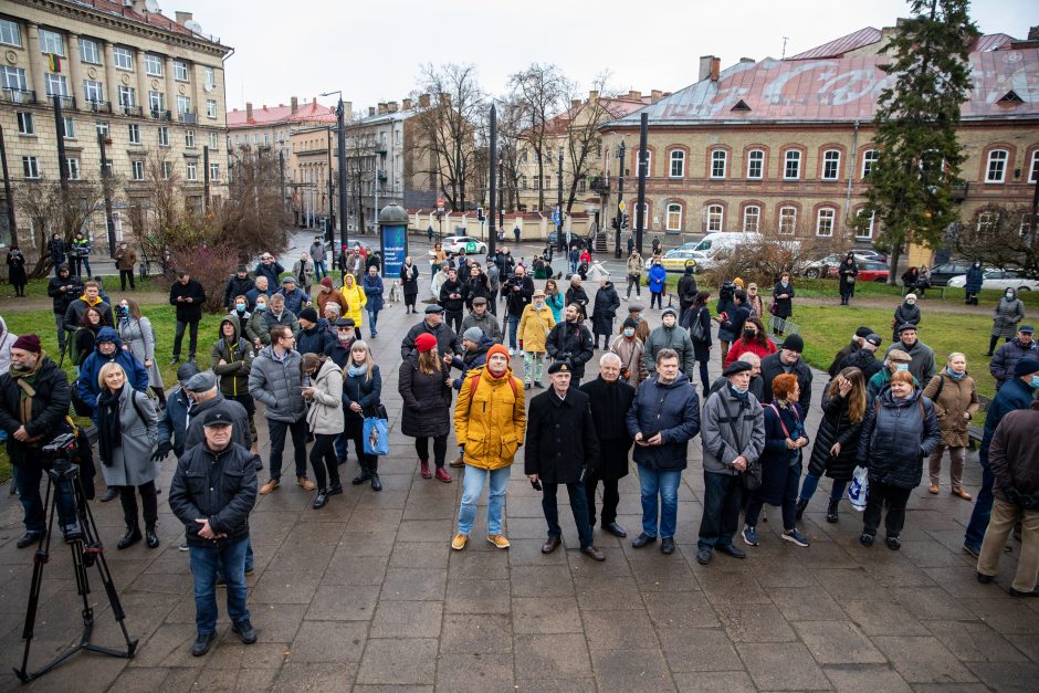 A. Užkalnis: P. Cvirka paminklu buvo įvertintas už tai, kad atvežė į Lietuvą Stalino saulę