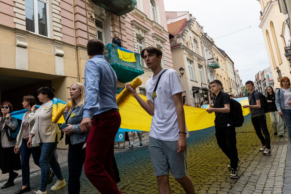 Žygis Vilniuje už Rusijoje įkalintus Mariupolio gynėjus