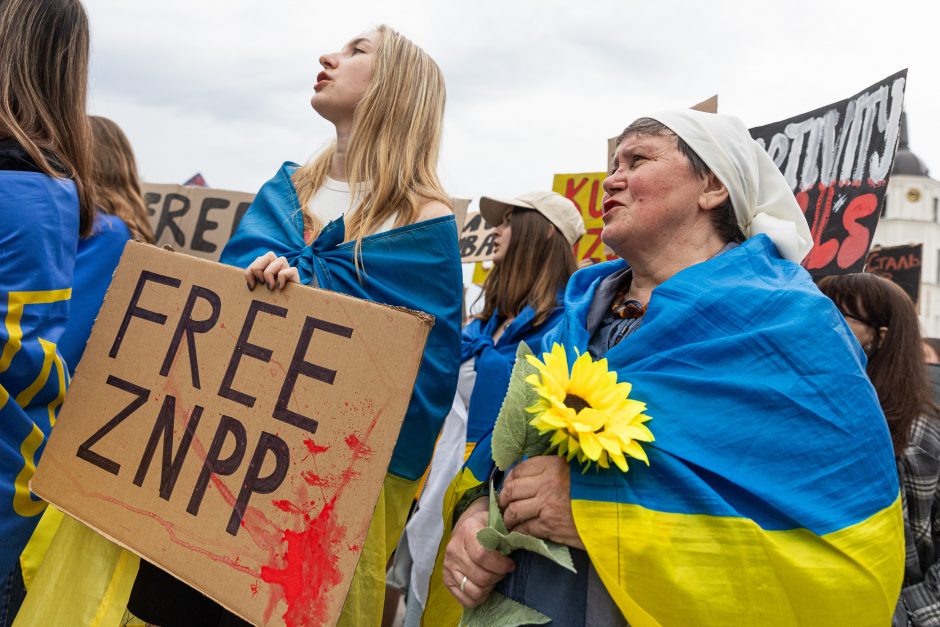 Žygis Vilniuje už Rusijoje įkalintus Mariupolio gynėjus