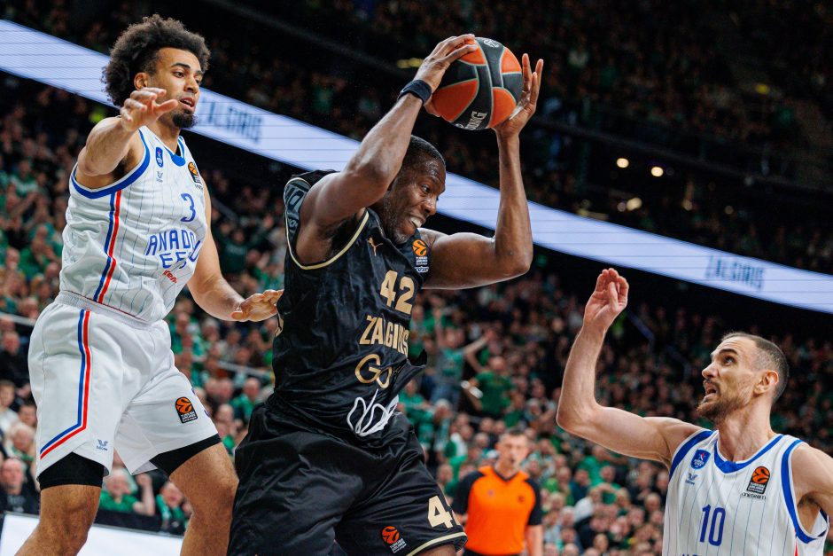  „Žalgiris“ namų arenoje įveikė „Anadolu Efes“ krepšininkus