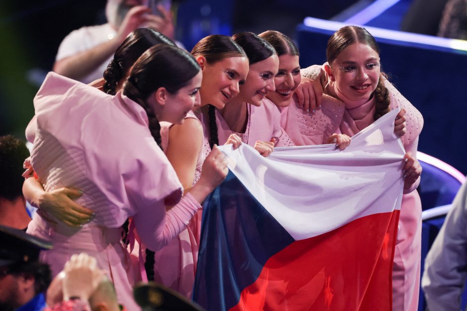 Po pirmojo „Eurovizijos“ pusfinalio paaiškėjo pusė finalo dalyvių