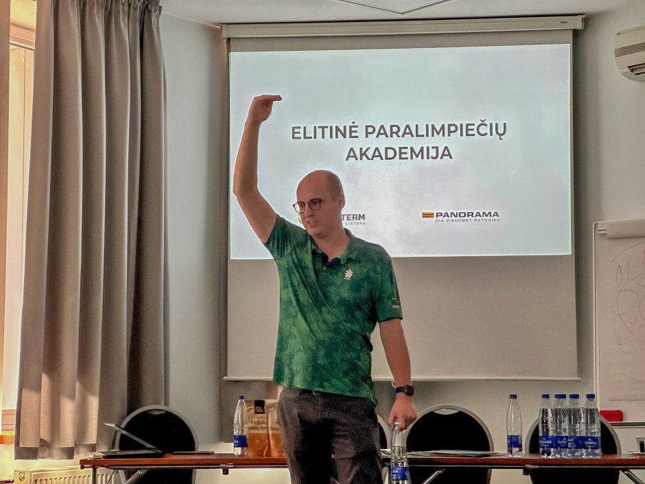 Elitinėje paralimpiečių akademijoje – vertingas žinių kokteilis profesionalams