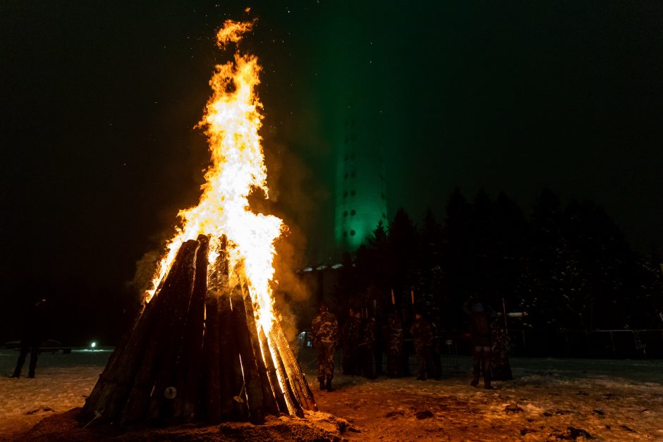 Lietuva mini Laisvės gynėjų dieną: pagerbsime Sausio 13-osios aukų atminimą