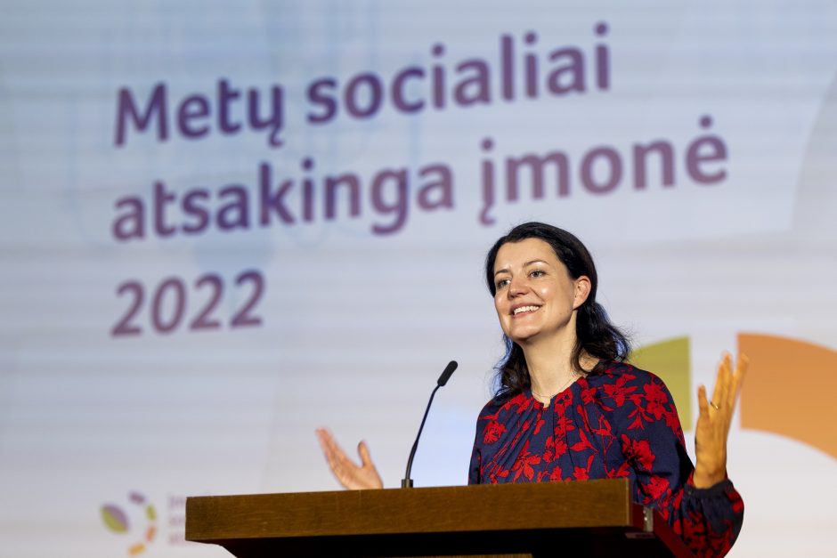 Vilniuje socialiai atsakingiausioms šalies įmonėms įteikti apdovanojimai