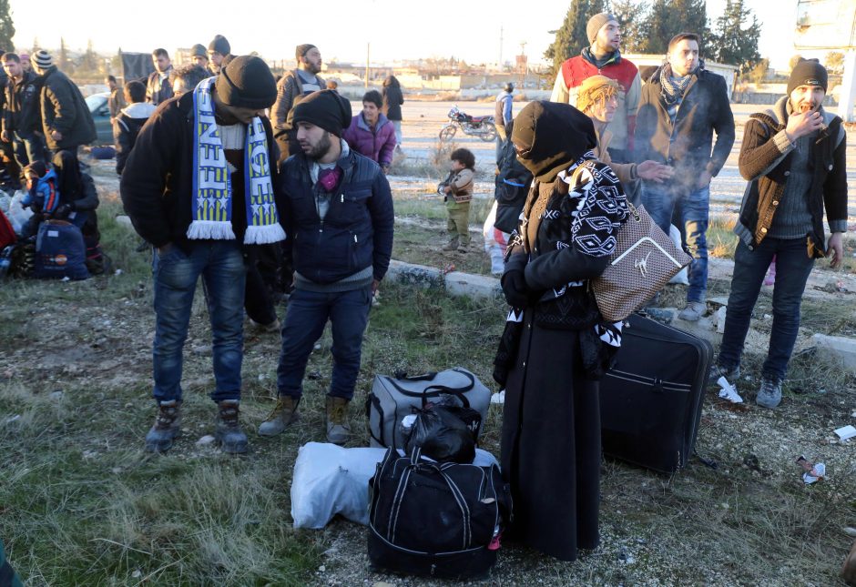 Turkija: iš Alepo gali būti evakuota iki 100 tūkst. civilių gyventojų