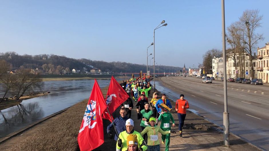 Originaliai: bėgikai Kaune ir užsienyje savo maršrutais braižo Gediminaičių stulpus