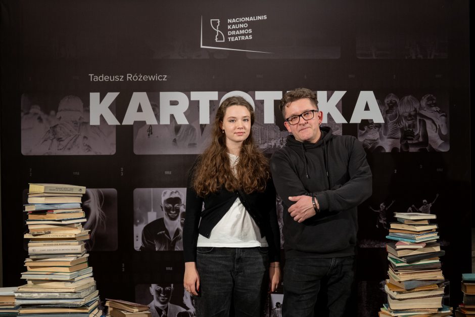 Į Nacionalinio Kauno dramos teatro premjerą „Kartoteka“ atvyko kultūros atstovai ir politikai  