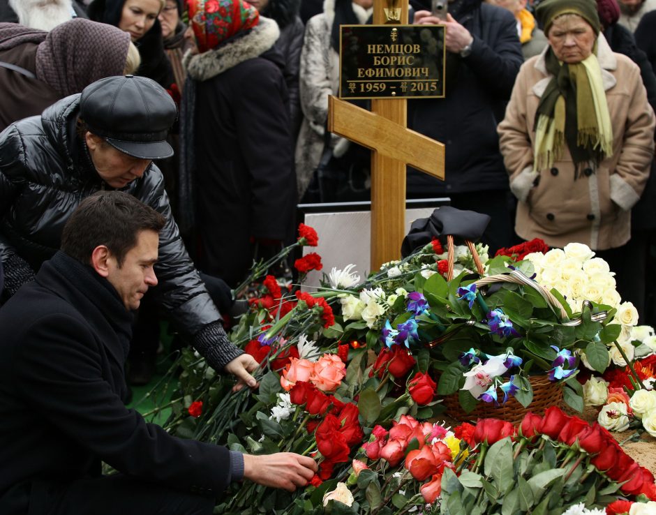 Politologas: akivaizdu, kad Kremlius leido įvykti B. Nemcovo žmogžudystei  