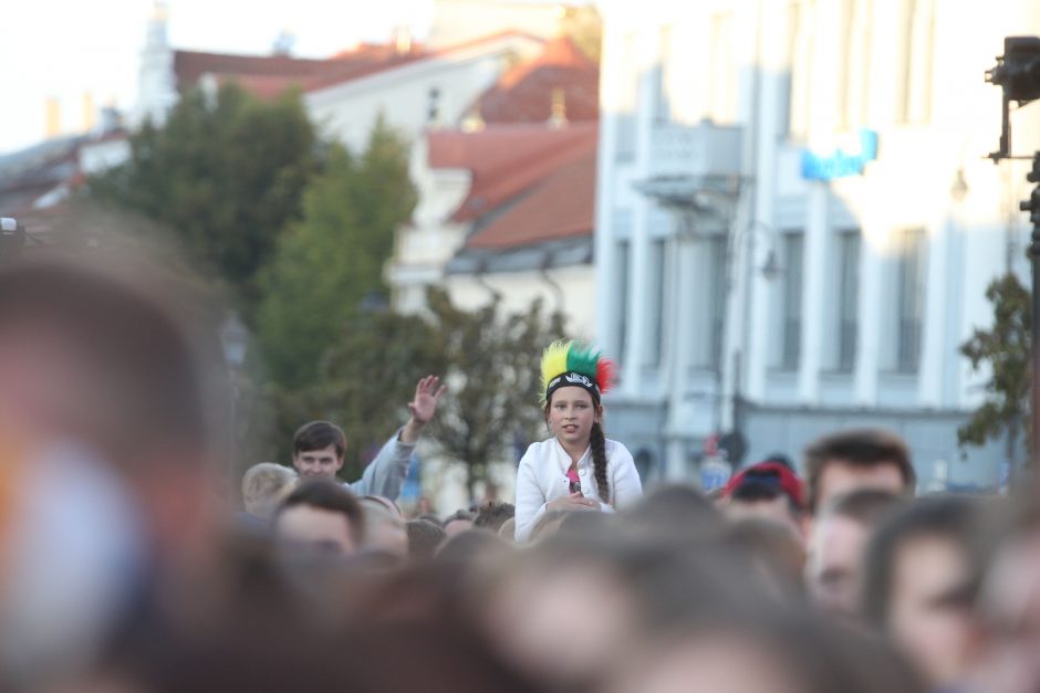 Sostinėje triukšmingai sutikti krepšininkai: mes labai stengėmės