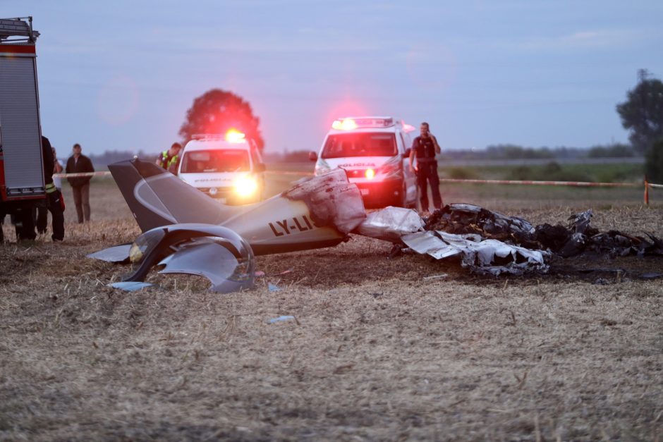 Tragedija pakaunėje: orlaivio pilotų žūtį gaubia ne tik mįslės, bet ir mistika