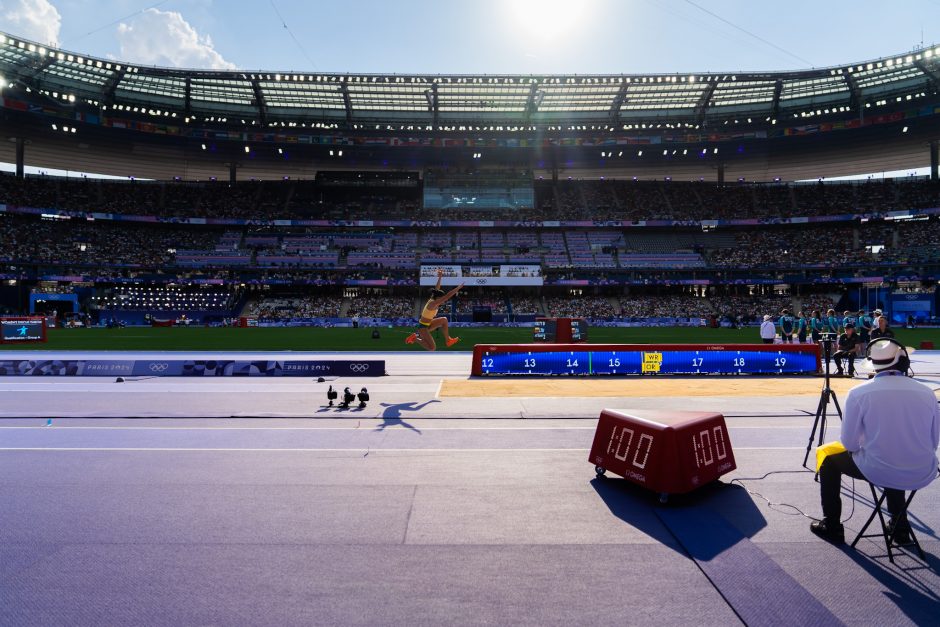 Lietuvos lengvaatletes užbūrė atmosfera sausakimšame „Stade de France“ stadione