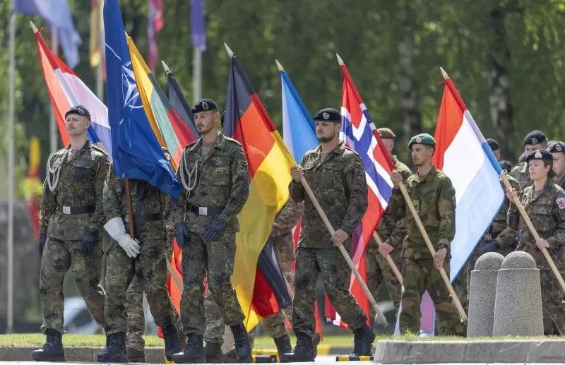 Vilniaus maratone sekmadienį bėgs daugiau kaip 1000 NATO sąjungininkų karių