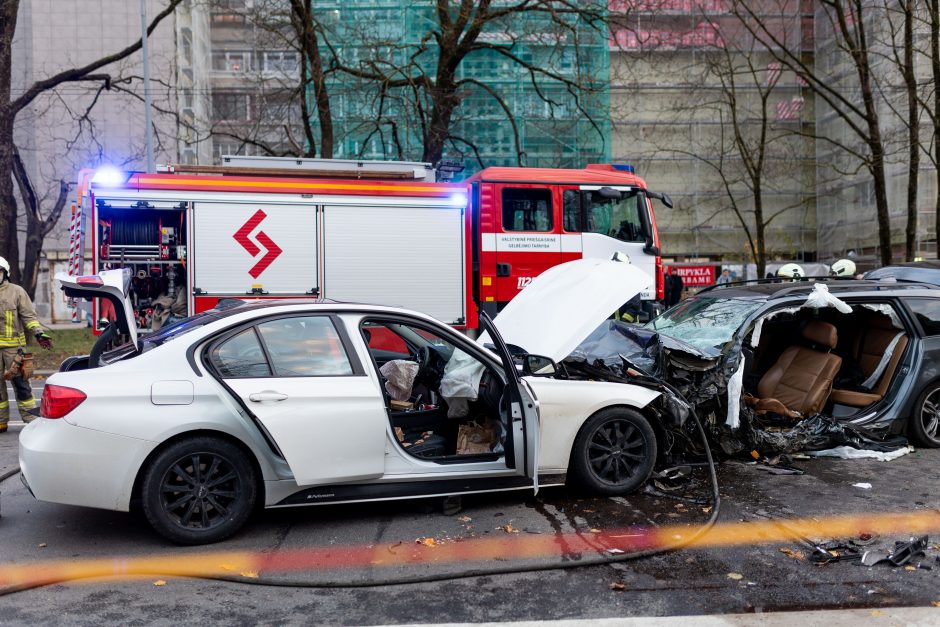 Trijų automobilių avarija Vilniuje