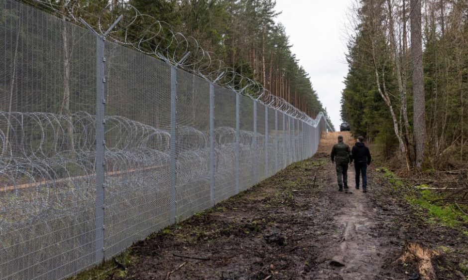 Buvęs psichologas T. Kelpša stojo prieš teismą dėl galimų nusikaltimų prieš migrantus