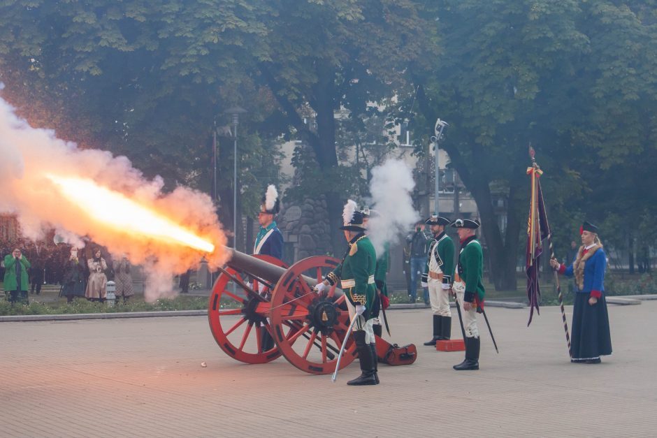 Kaune atidaryta paroda, pristatanti unikalius ukrainiečių kariuomenės eksponatus 