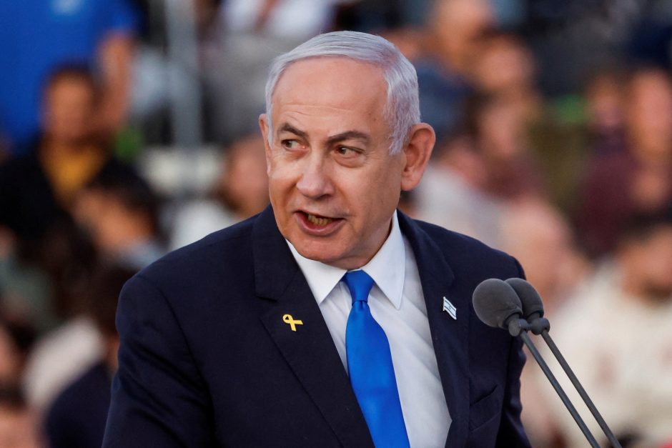 B. Netanyahu teigia, kad Izraelio saugumo kabinetas ketina patvirtinti paliaubas Libane