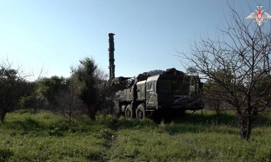 Rusija pradėjo taktinių branduolinių ginklų pratybas netoli Ukrainos