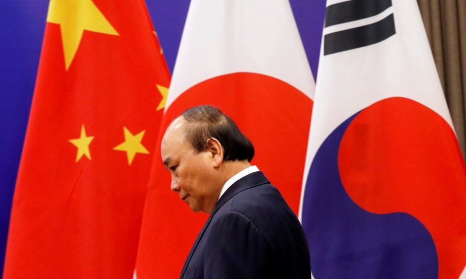 Pirmą kartą nuo 2019 metų susitiks Pietų Korėjos, Kinijos ir Japonijos lyderiai