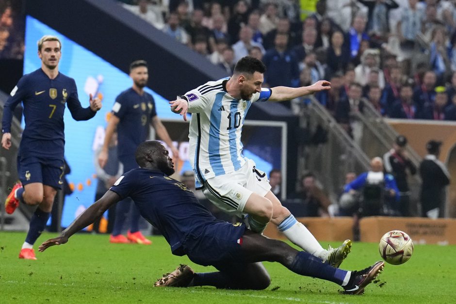 L. Messi svajonė išsipildė: Argentina po 11 m baudinių triumfavo pasaulio čempionato finale