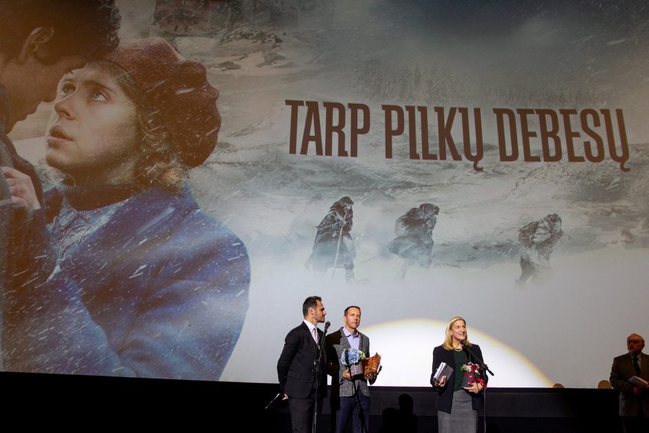 Filmas „Tarp pilkų debesų“ – Lietuvos stiprybės istorija